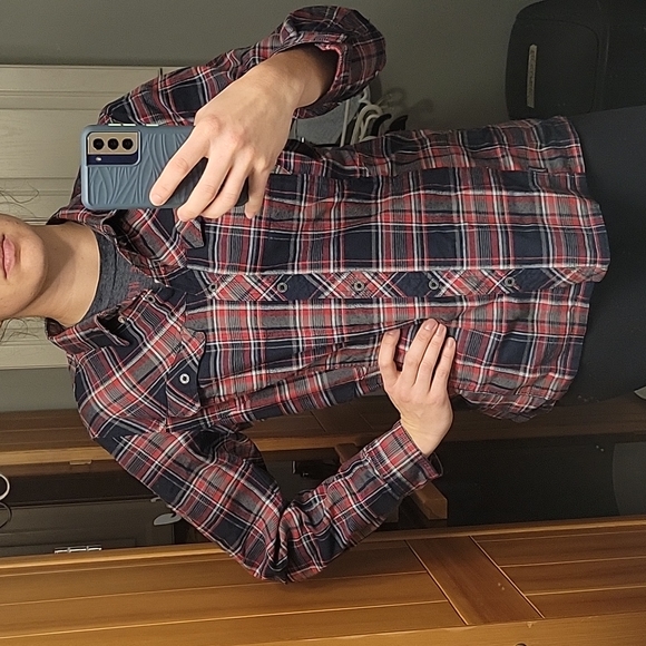 Simms flannel shirt - Picture 3 of 3